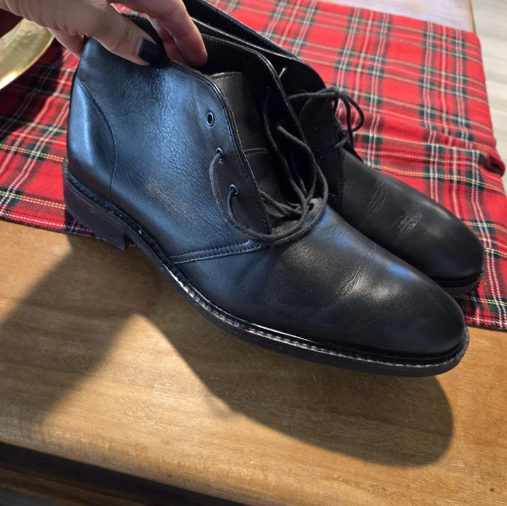 ALFANI MEN'S LOMBARD BLACK LEATHER CHUKKA BOOTS SIZE 9.5